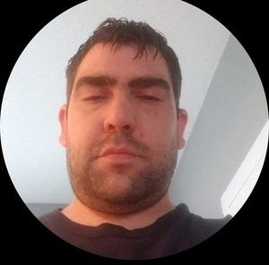 Meet your Posher, Aaron